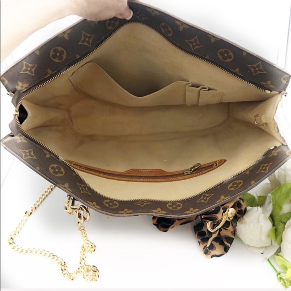 Louis Vuitton Babylone tote bag - Picture 7 of 11